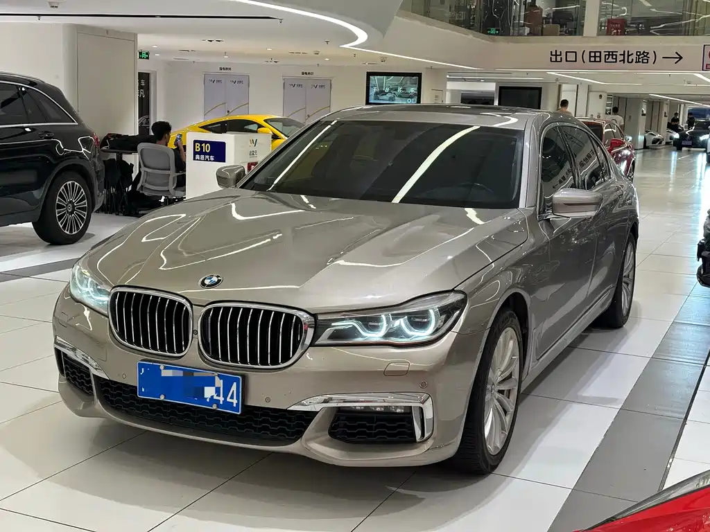 BMW 7 Series 2016 — фото 1