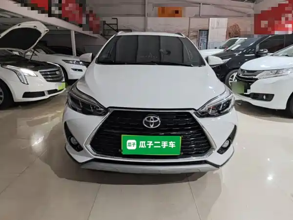 Toyota Yaris L 2021