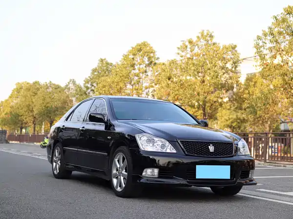 Toyota Crown 2008