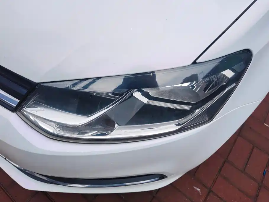 Volkswagen Polo 2016