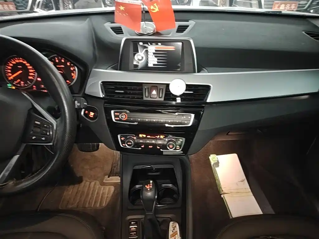 BMW X1 2017 — фото 13