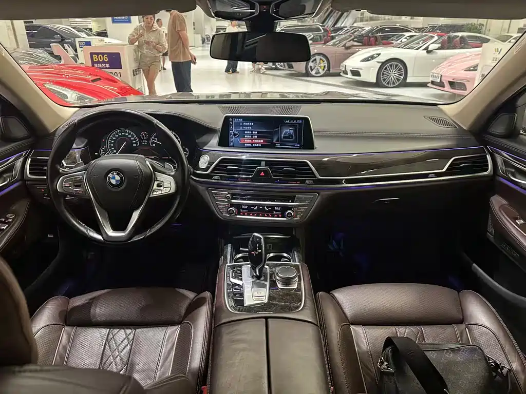 BMW 7 Series 2016 — фото 5