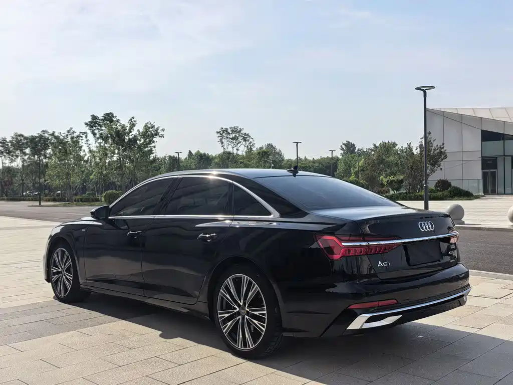 Audi A6L 2021 — фото 4