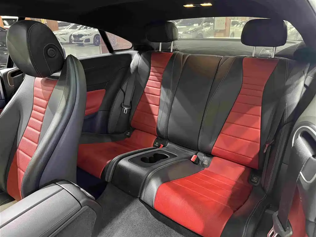 Mercedes-Benz E-Class 2023