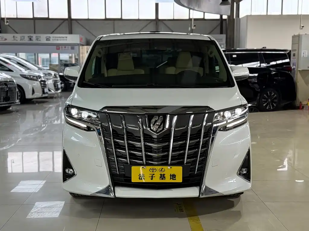 Toyota Alphard 2019 — фото 2