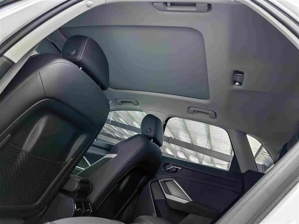 Audi Q3 2022 — фото 27