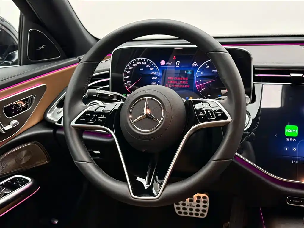 Mercedes-Benz E-Class 2025 — фото 12