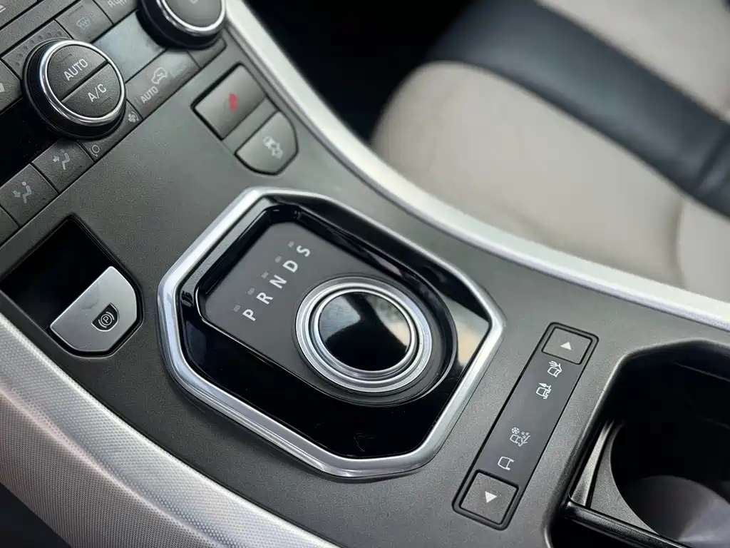 Land Rover Evoque 2013 — фото 12