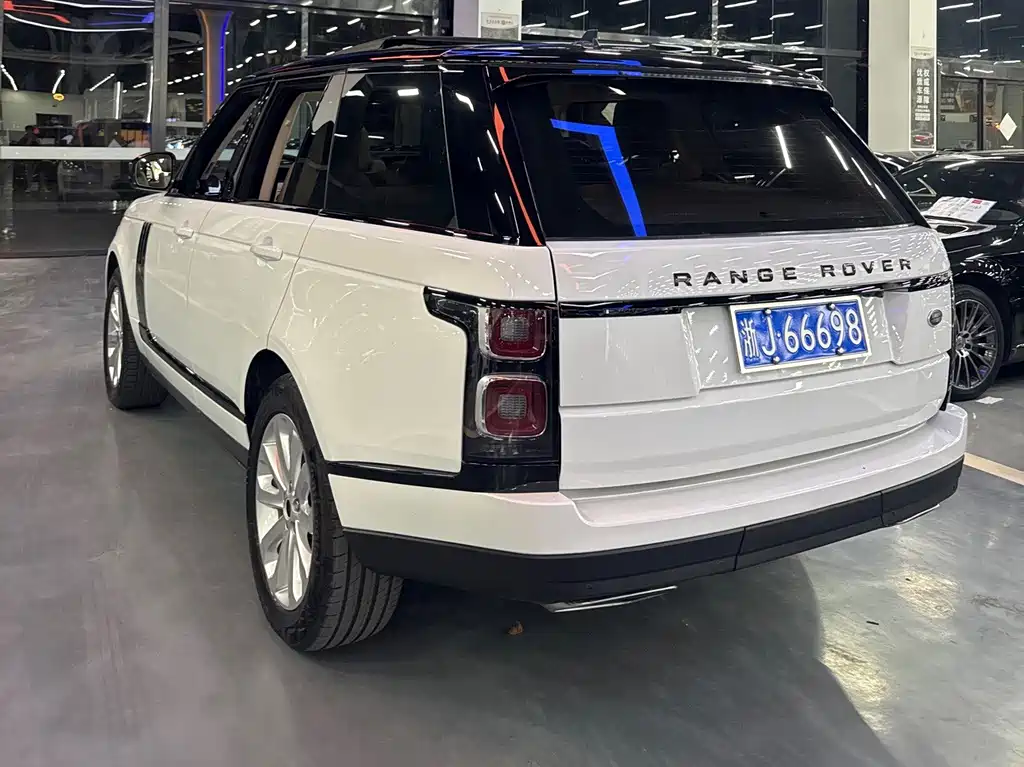 Land Rover Range Rover 2017 — фото 11