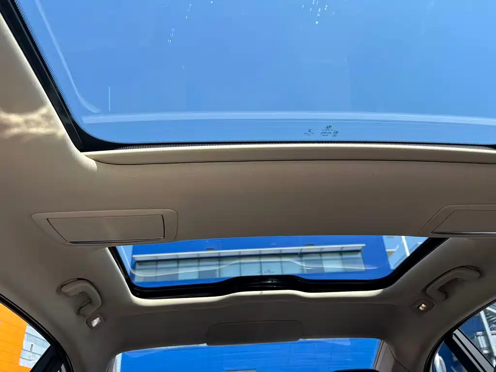 BMW 7 Series 2016 — фото 9