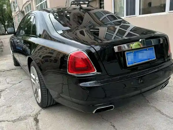 Rolls-Royce Ghost 2011