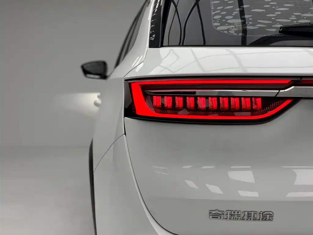 Jetour X90 PLUS 2022 — фото 12