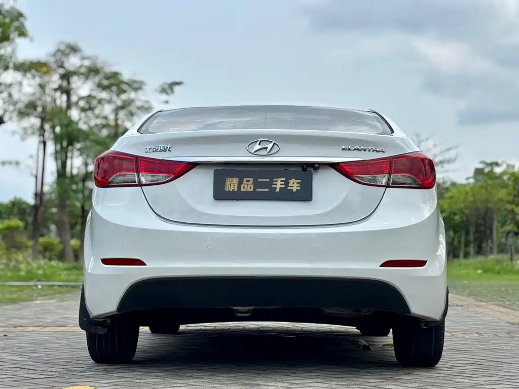 Hyundai Elantra Langdong 2016 — фото 7