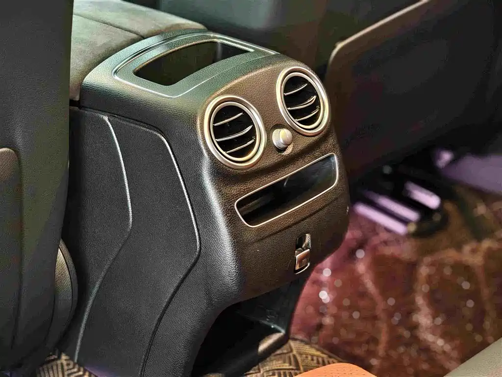 Mercedes-Benz GLC 2020 — фото 11