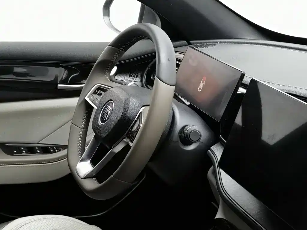 BYD Qin PLUS 2023 — фото 22