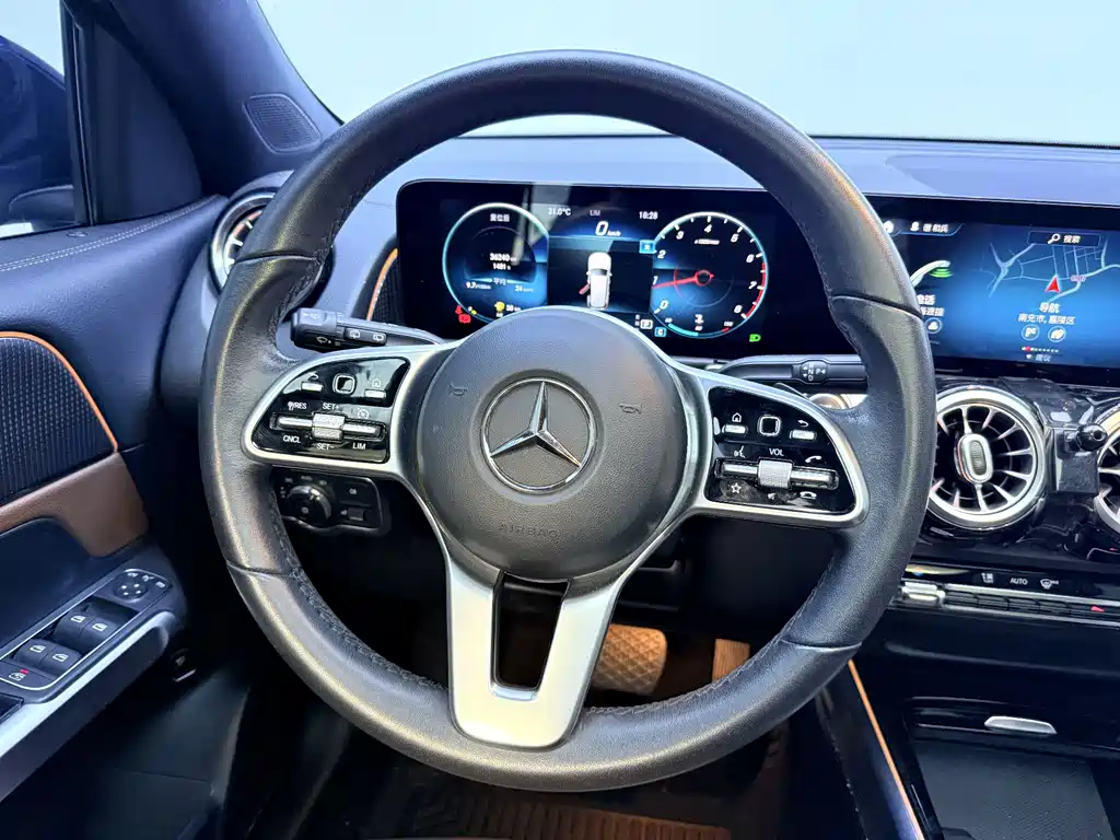 Mercedes-Benz GLB 2020 — фото 11