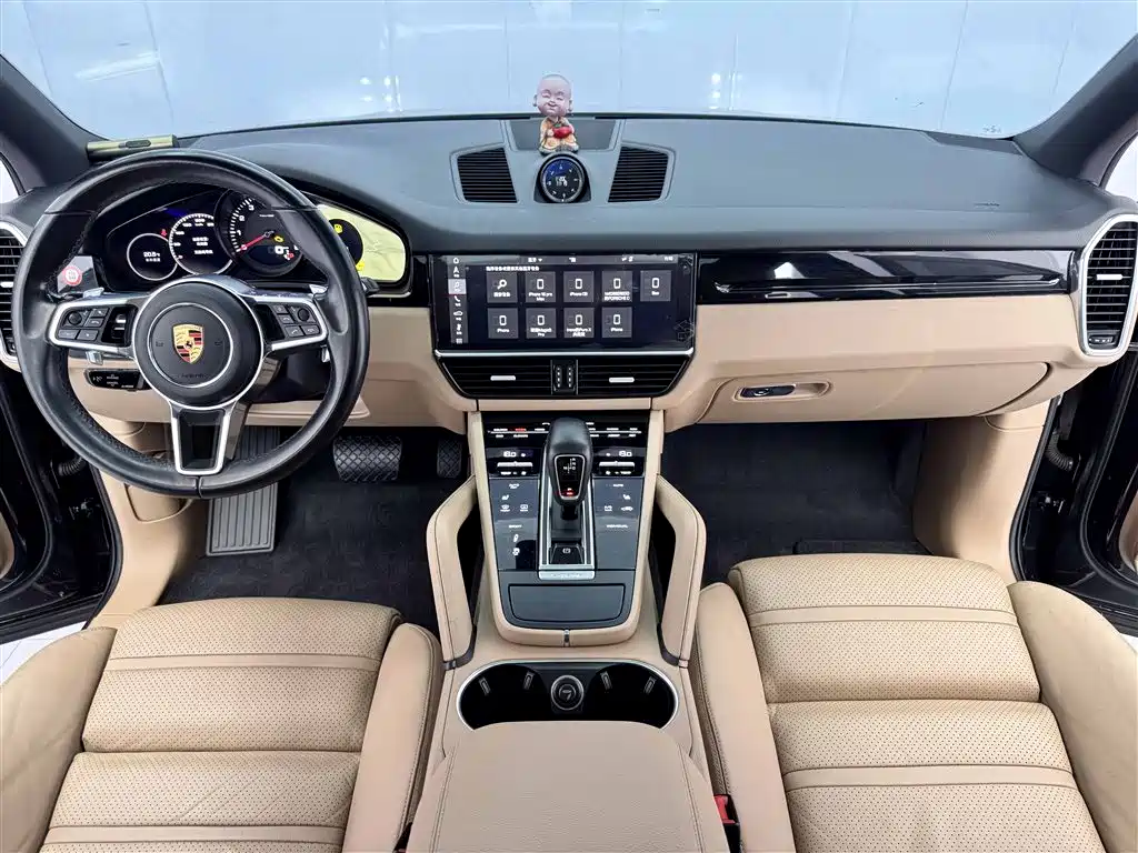 Porsche Cayenne 2019 — фото 9