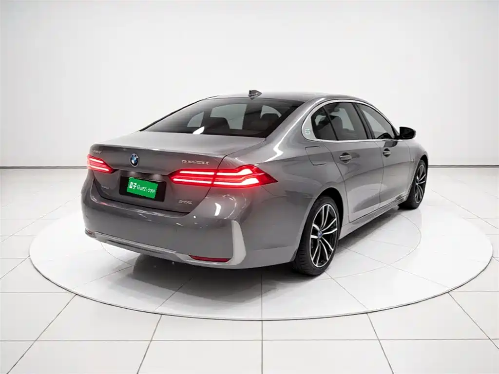 BMW i5 2025 — фото 5