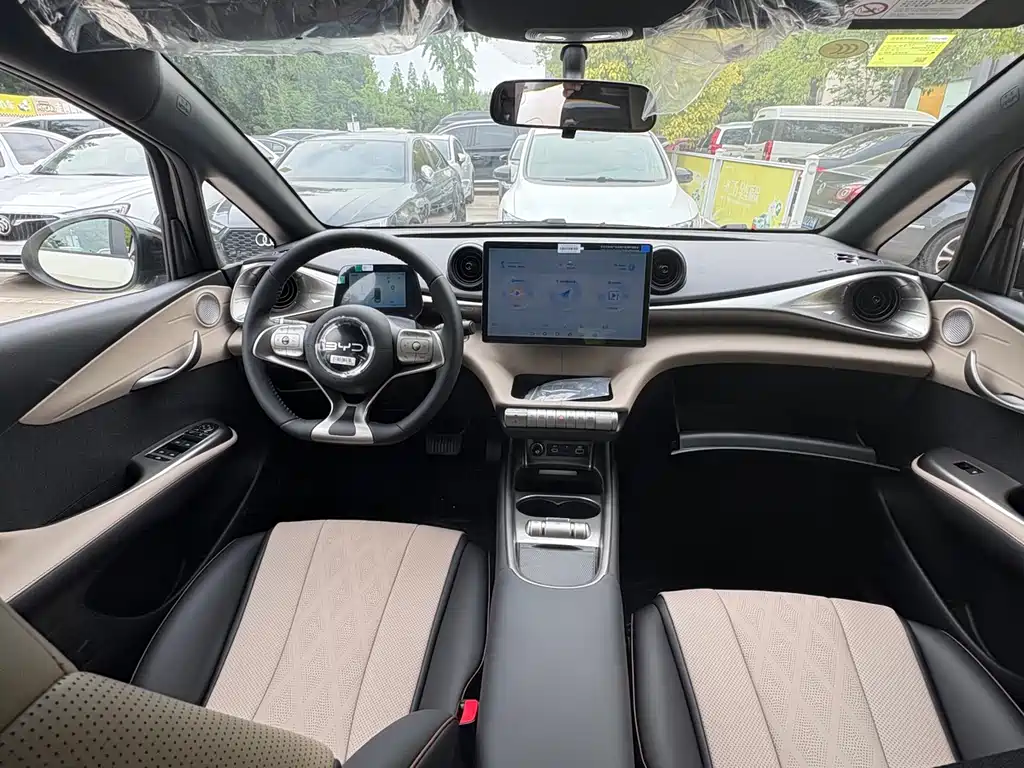 BYD Dolphin 2026