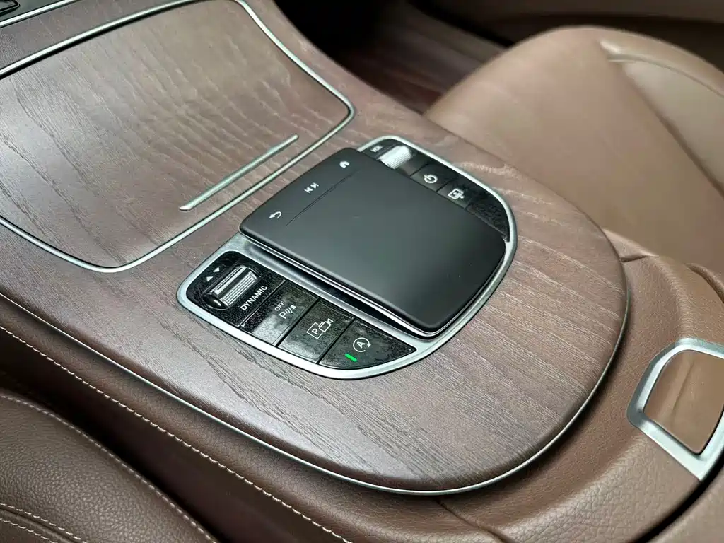 Mercedes-Benz E-Class 2023 — фото 15