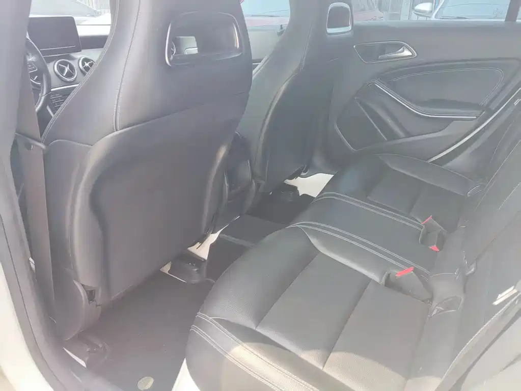 Mercedes-Benz CLA 2017