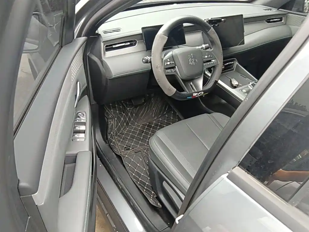 BYD Qin PLUS 2025 — фото 16