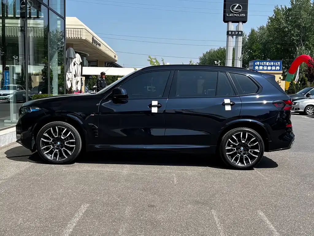 BMW X5 2025