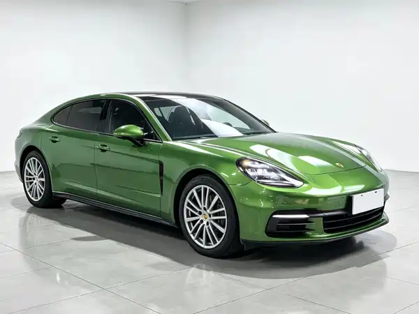 Porsche Panamera 2019