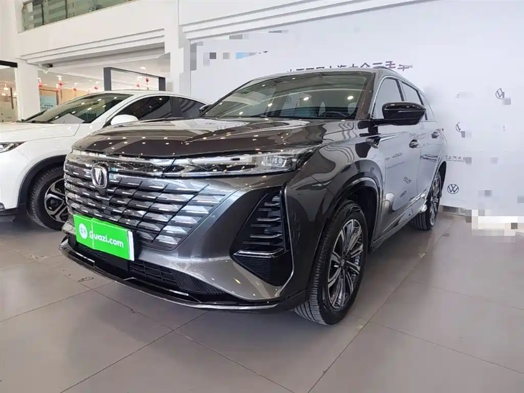 Changan CS75 PLUS 2024 — фото 1