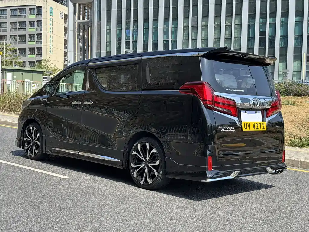 Toyota Alphard 2026 — фото 13