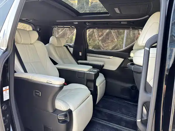 Toyota Alphard 2018