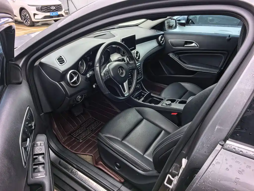 Mercedes-Benz GLA 2015 — фото 8