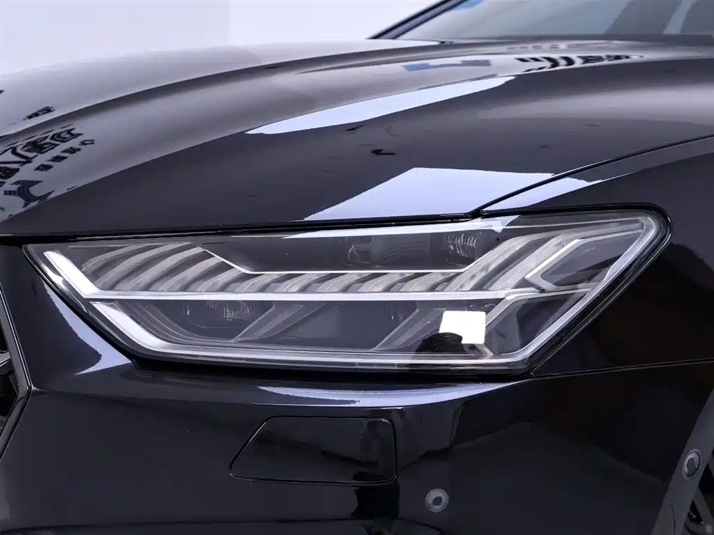 Audi A7L 2024 — фото 4
