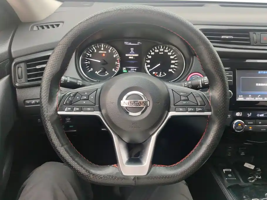 Nissan X-Trail 2018 — фото 15