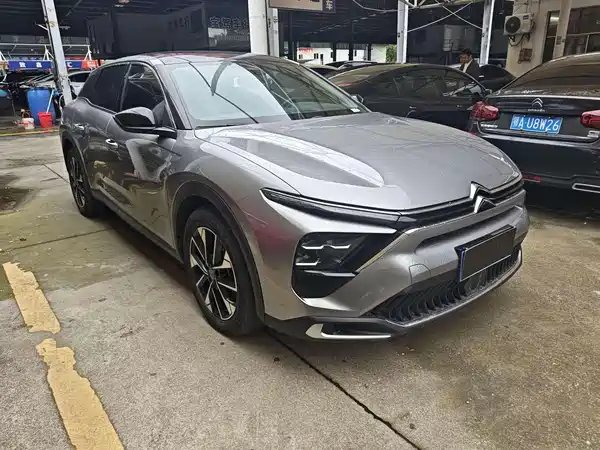 Citroën Versailles C5 X 2022