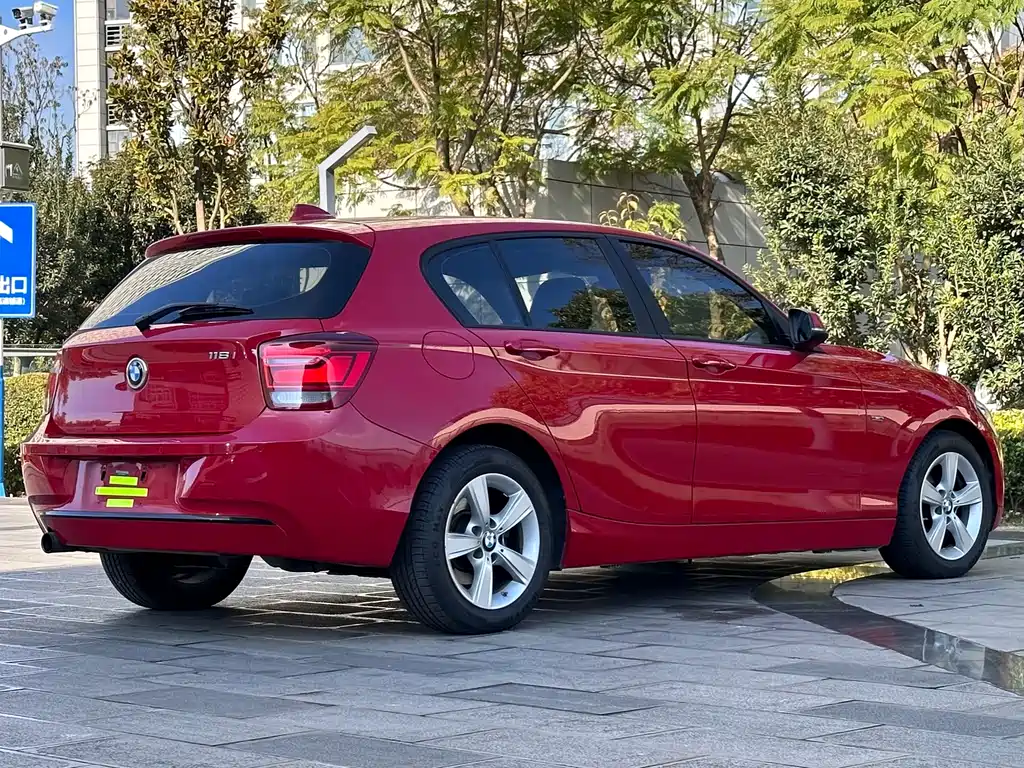 BMW 1 Series 2014 — фото 12