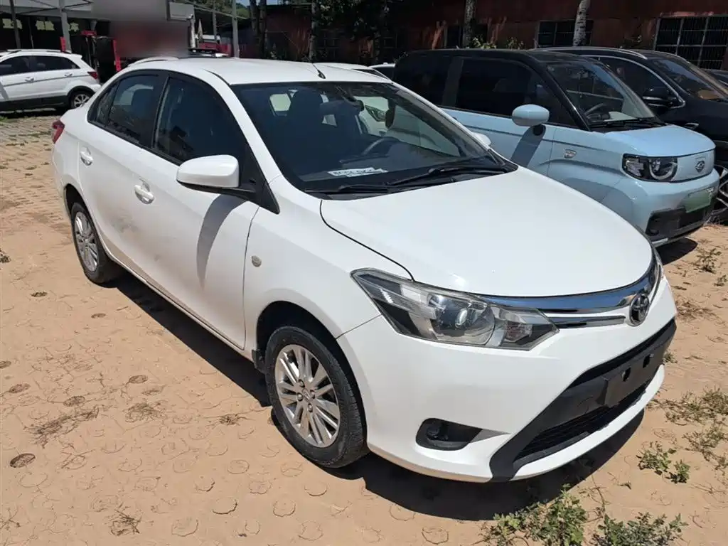 Toyota Vios 2016 — фото 4