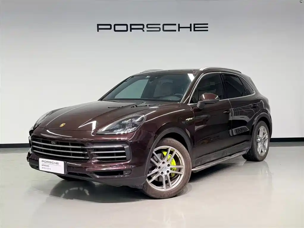 Porsche Cayenne Hybrid 2020