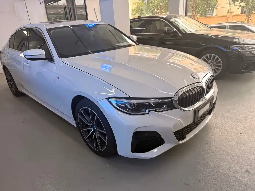 BMW 3 Series 2022