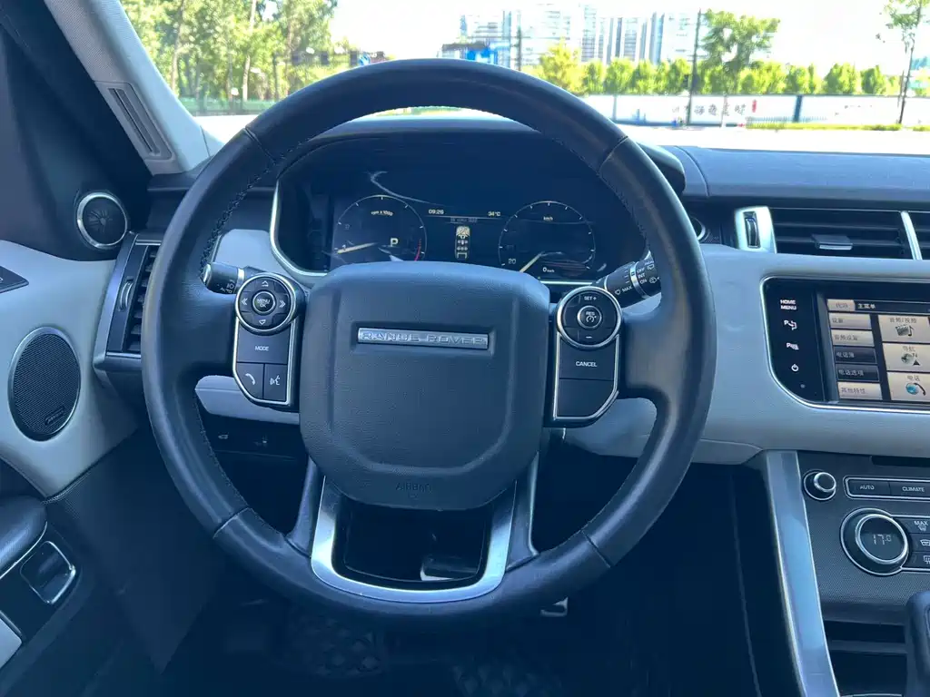 Land Rover Range Rover Sport 2015 — фото 8