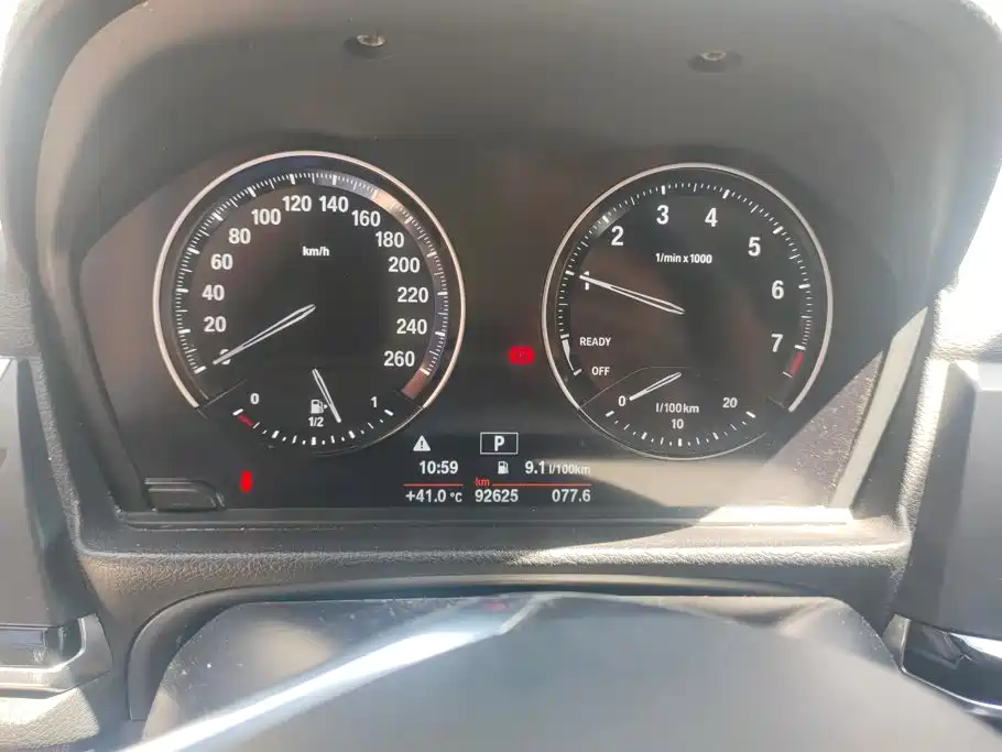 BMW 1 Series 2018 — фото 14