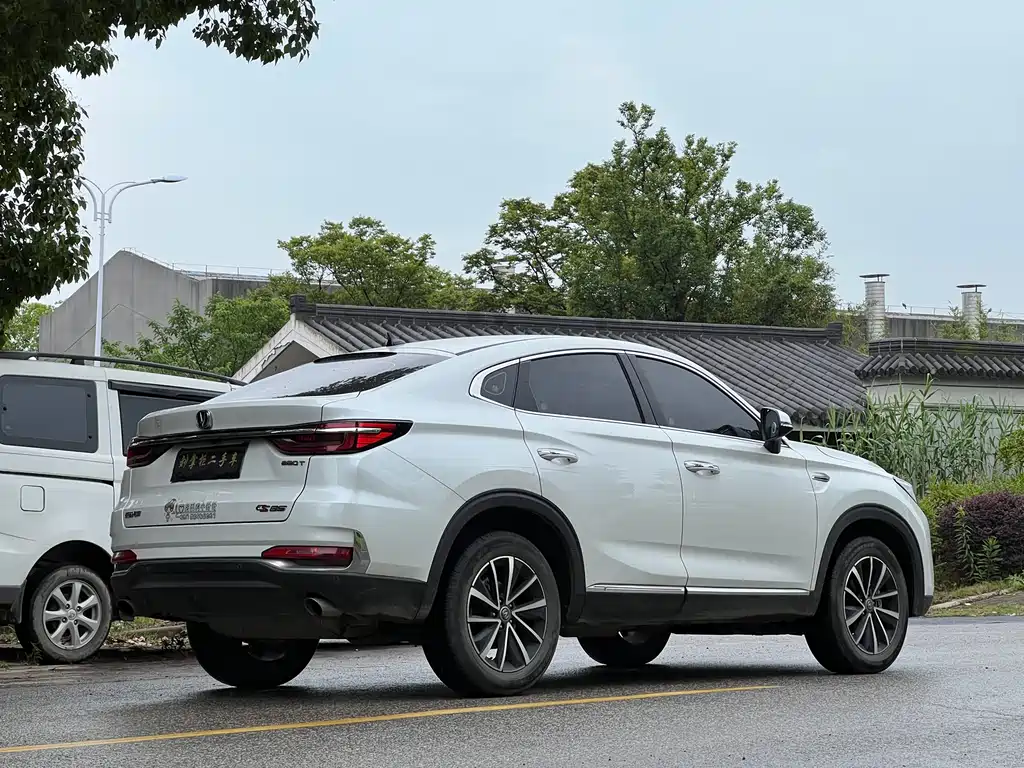 Changan CS85 COUPE 2020 — фото 7