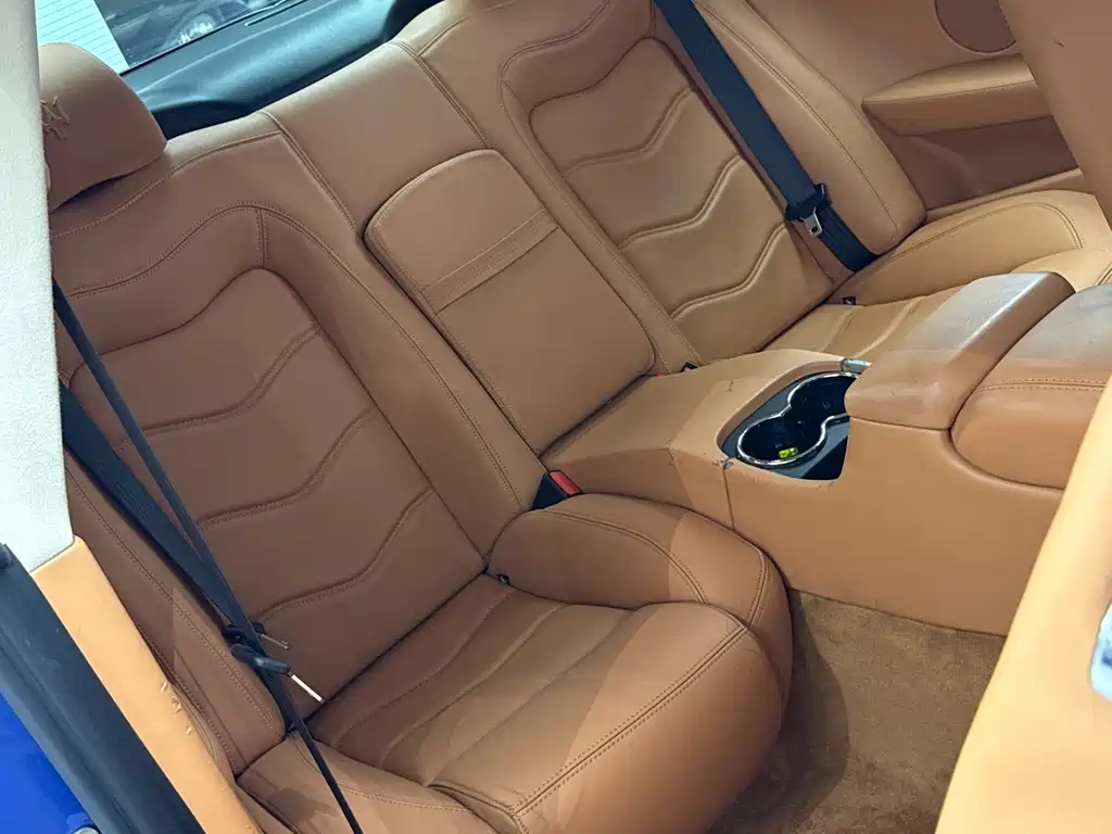 Maserati GranTurismo 2015 — фото 10