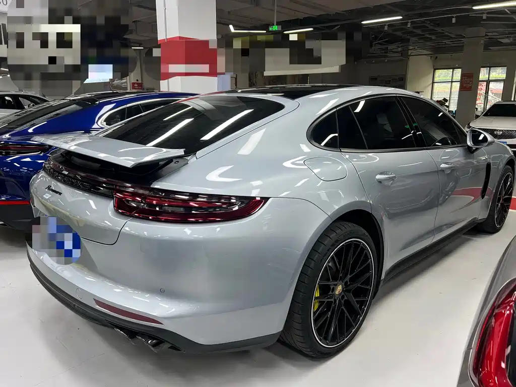 Porsche Panamera 2020 — фото 19