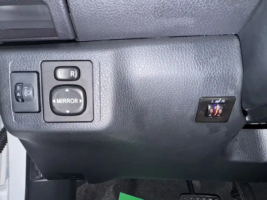 Toyota Vios 2023 — фото 10