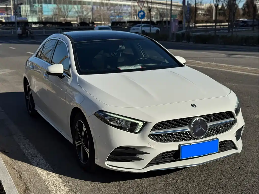 Mercedes-Benz A-Class 2023 — фото 26