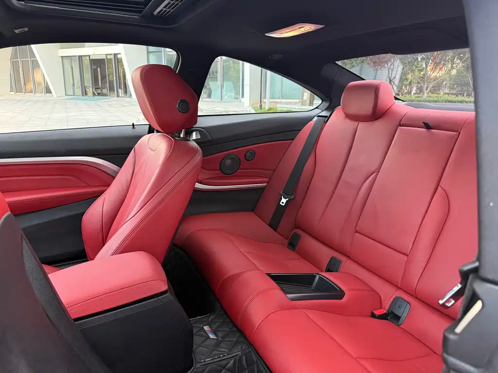 BMW 4 Series 2018 — фото 10