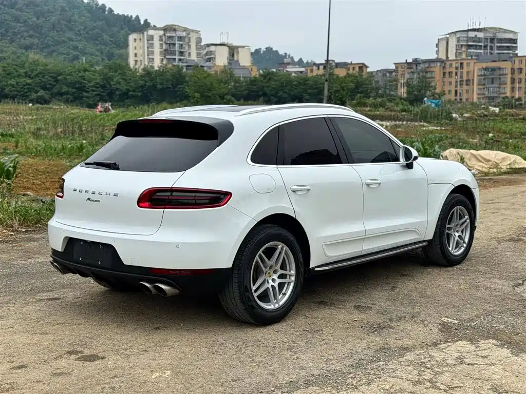 Porsche Macan 2017