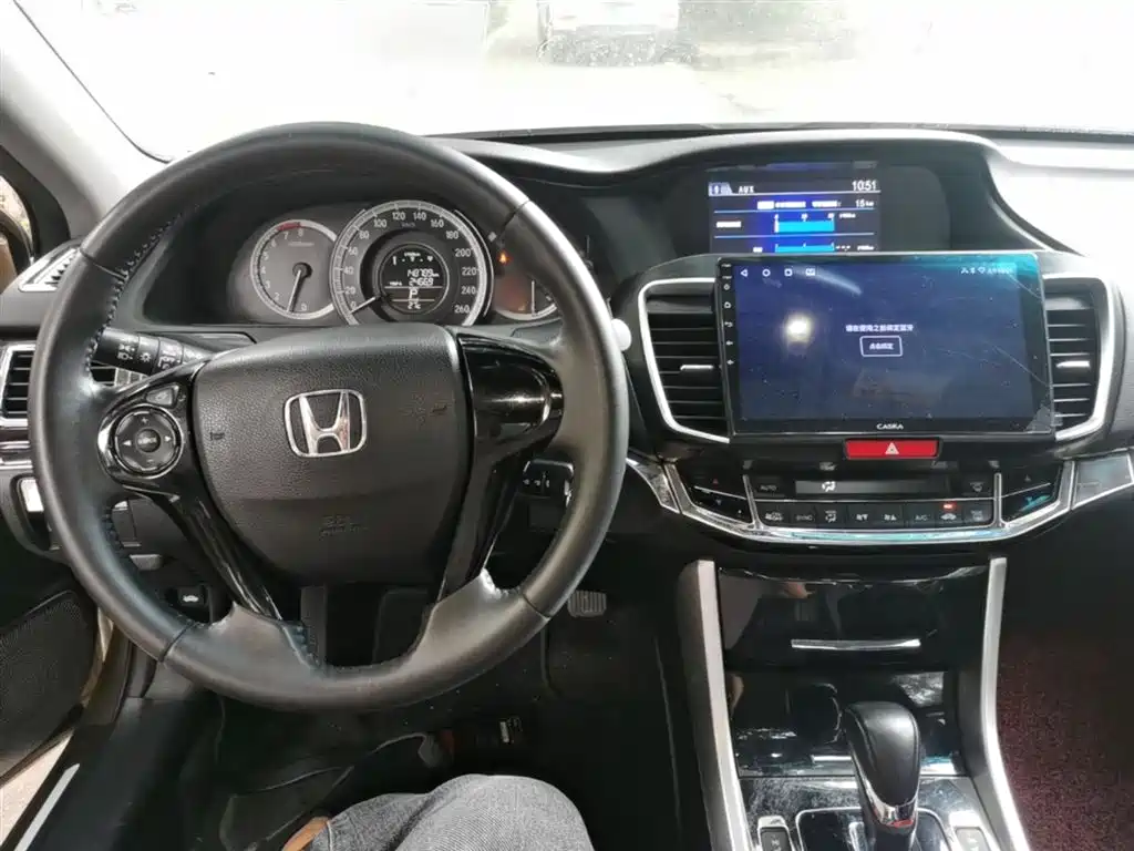 Honda Accord 2016 — фото 6