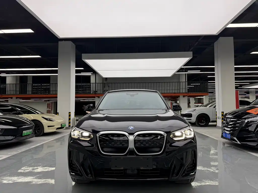 BMW iX3 2023 — фото 2
